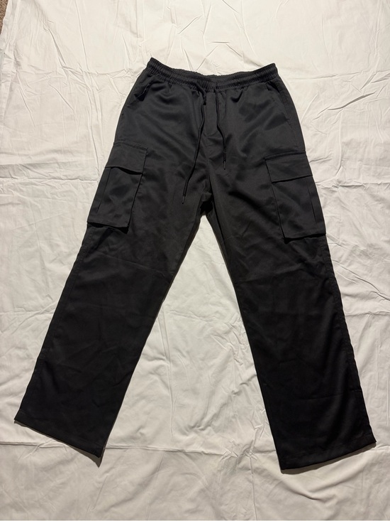 SHEIN Other - SHEIN Black Cargo Pants Men’s Medium Drawstring Elastic Waist Straight Leg